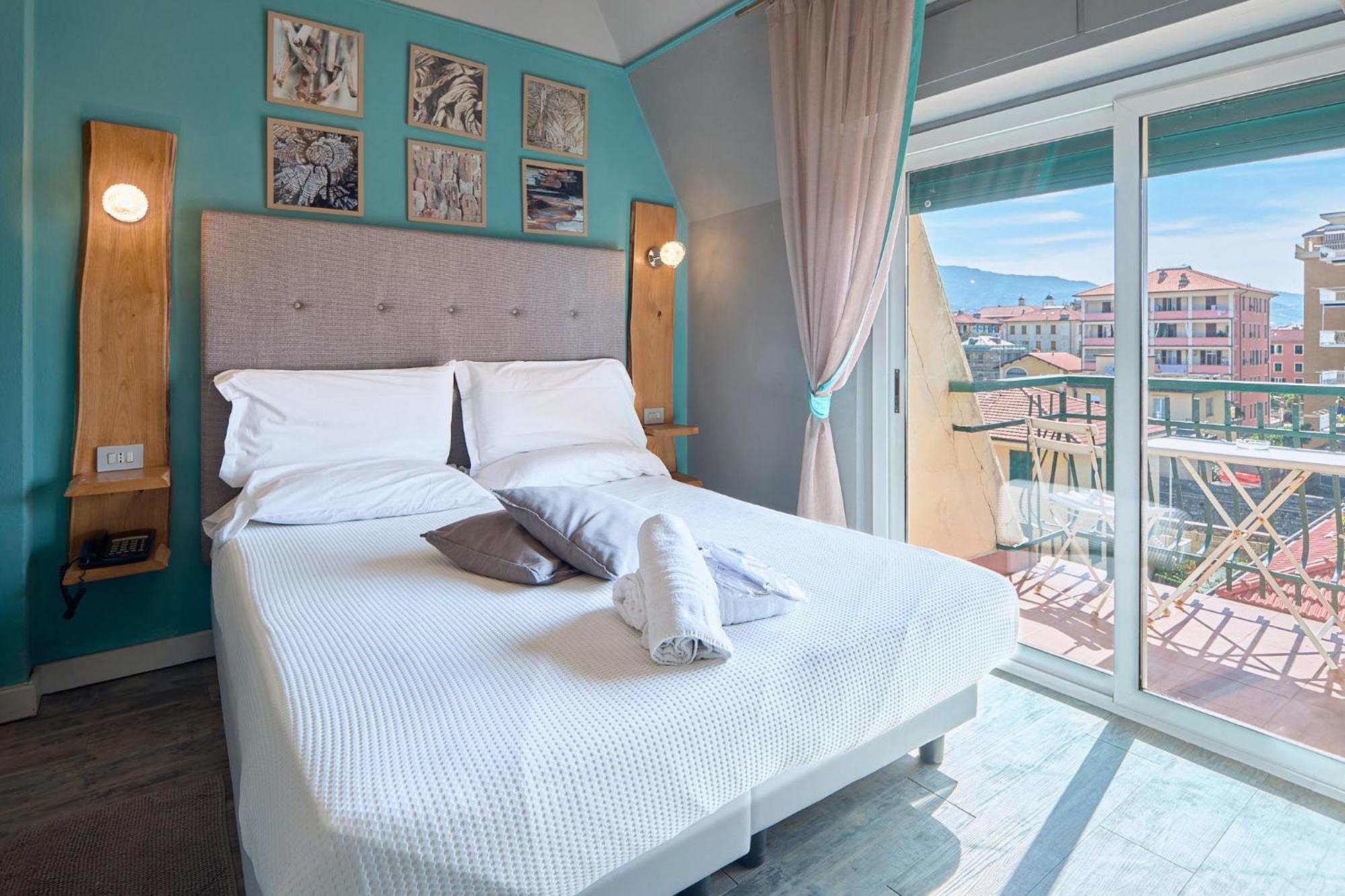 Hotel Zia Piera Chiavari Exteriör bild